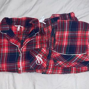 VS Flannel Pajama Set